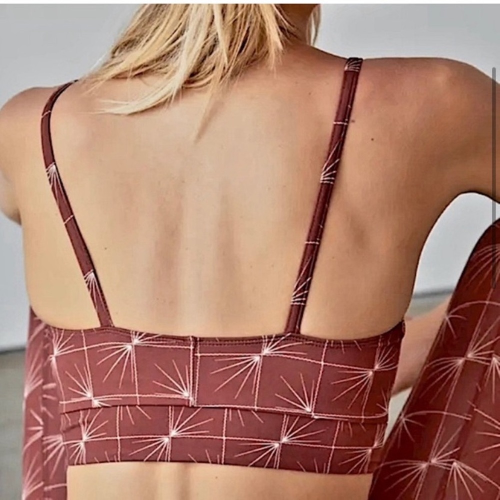 NWOT Free People Sneak Peek Sports Bra, L - Picture 3 of 8